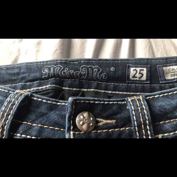 Jeans - Picture 3 of 3